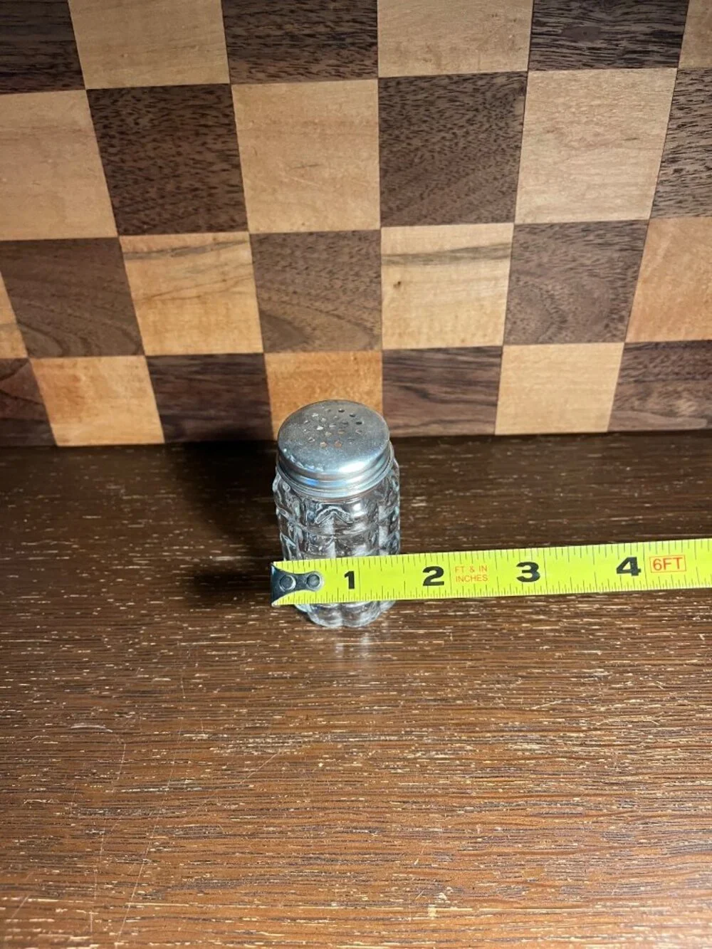 Single Clear Glass Waffle Style Shaker A603